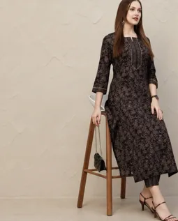 Women’s Black Printed A-Line Kurta view 4